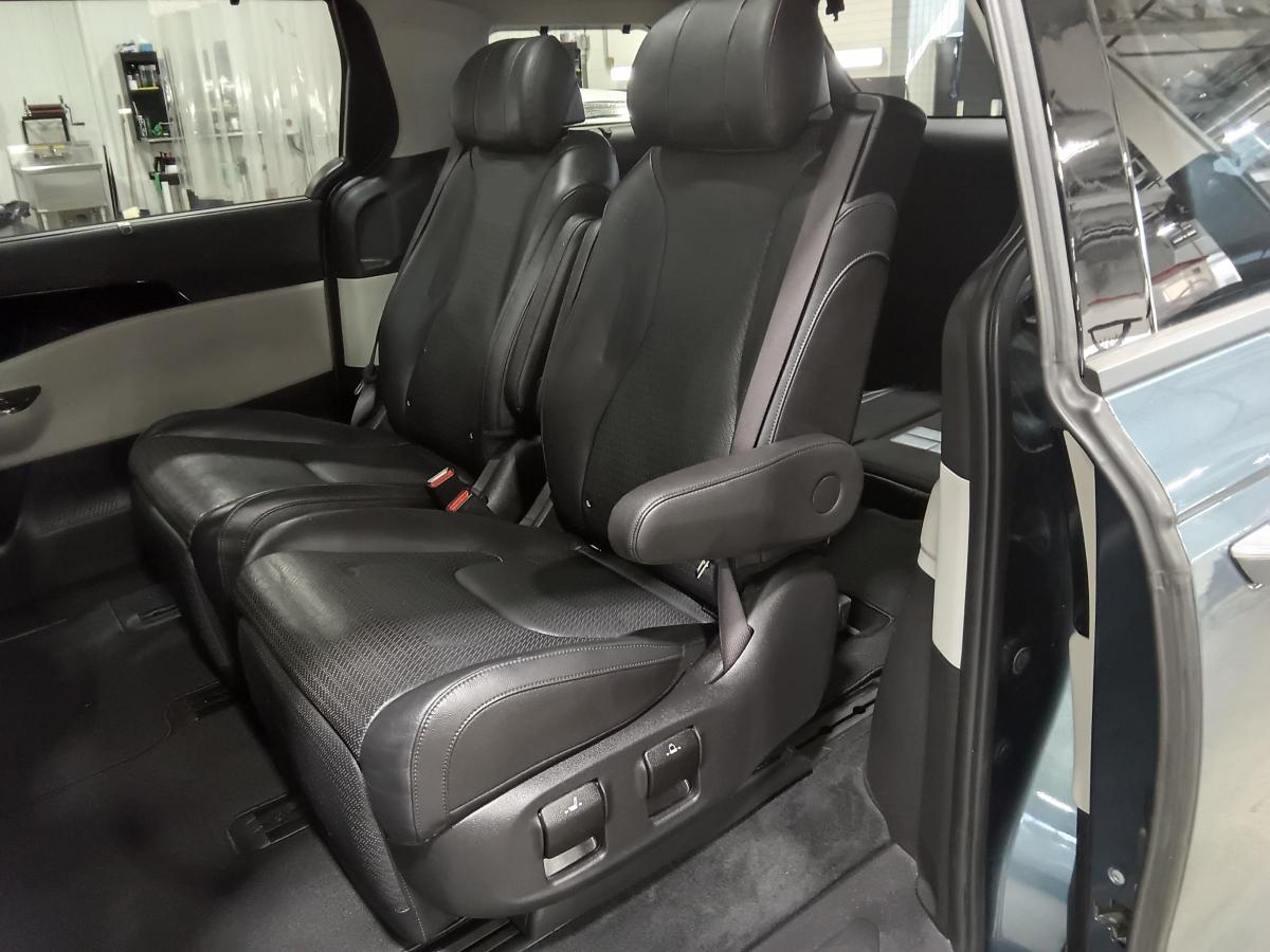 2024 Kia Carnival - Image 22