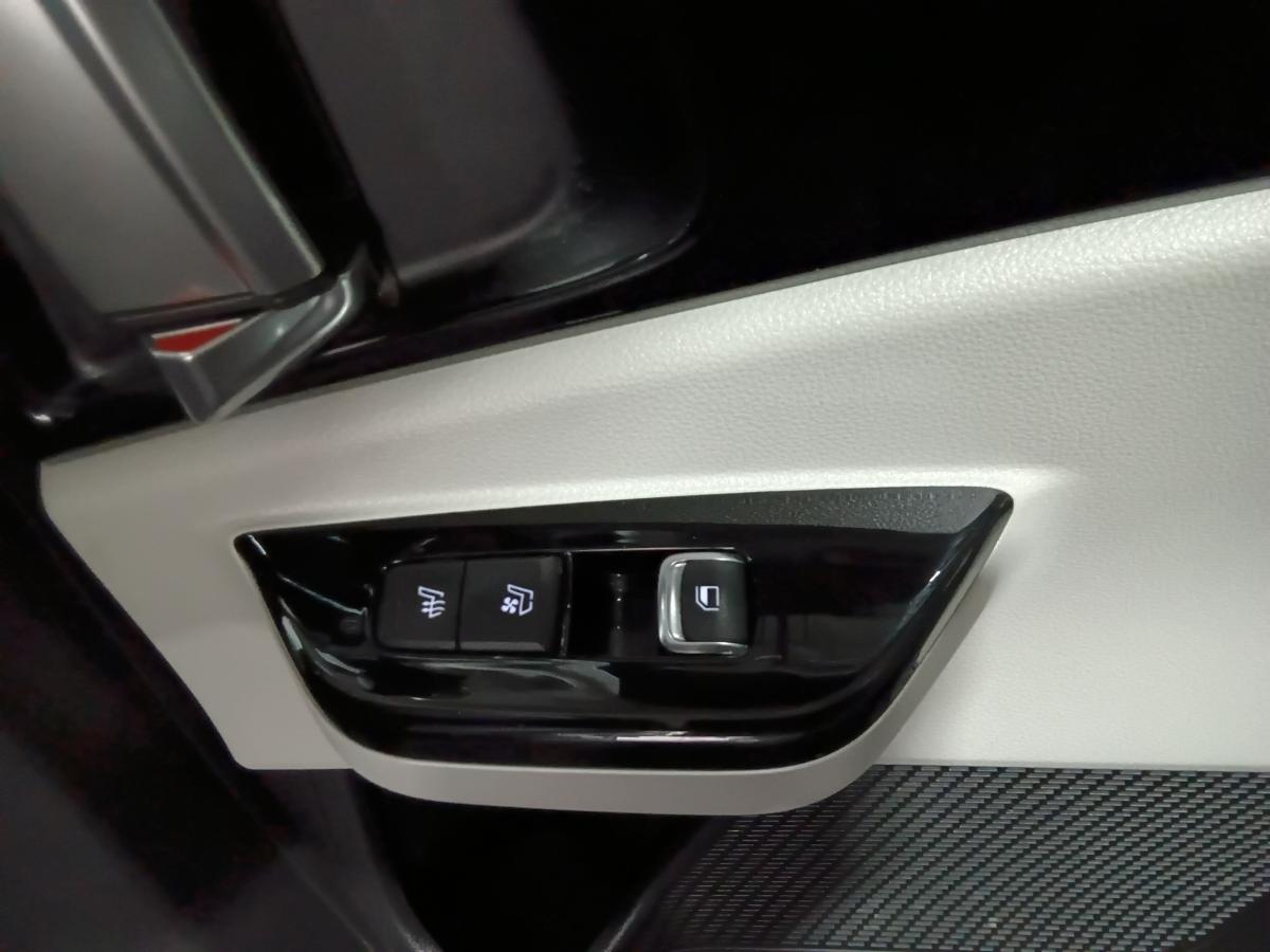 2024 Kia Carnival - Image 33