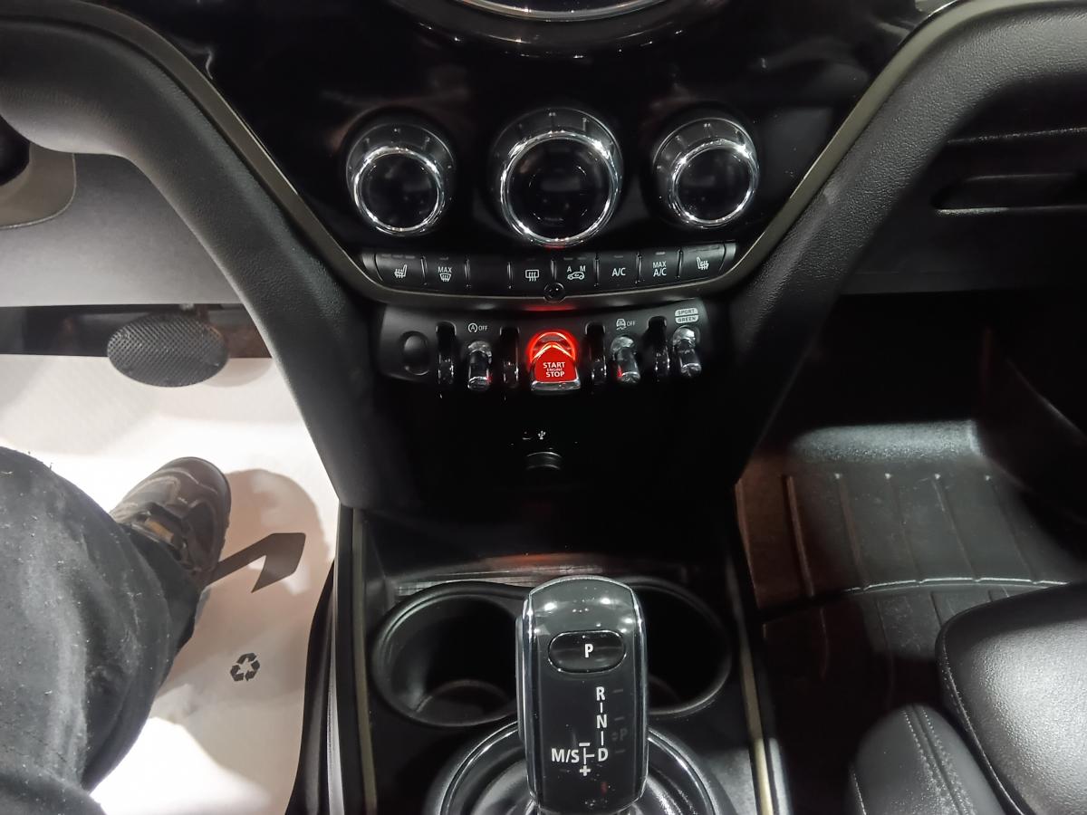 2022 MINI Countryman - Image 18