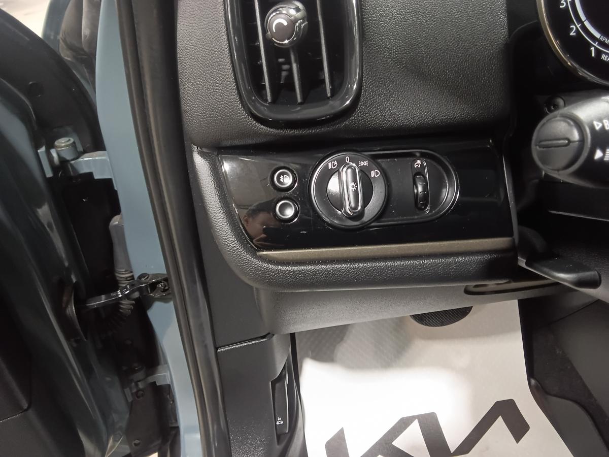 2022 MINI Countryman - Image 22
