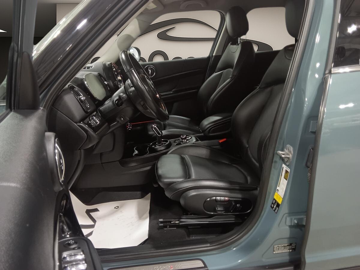 2022 MINI Countryman - Image 28