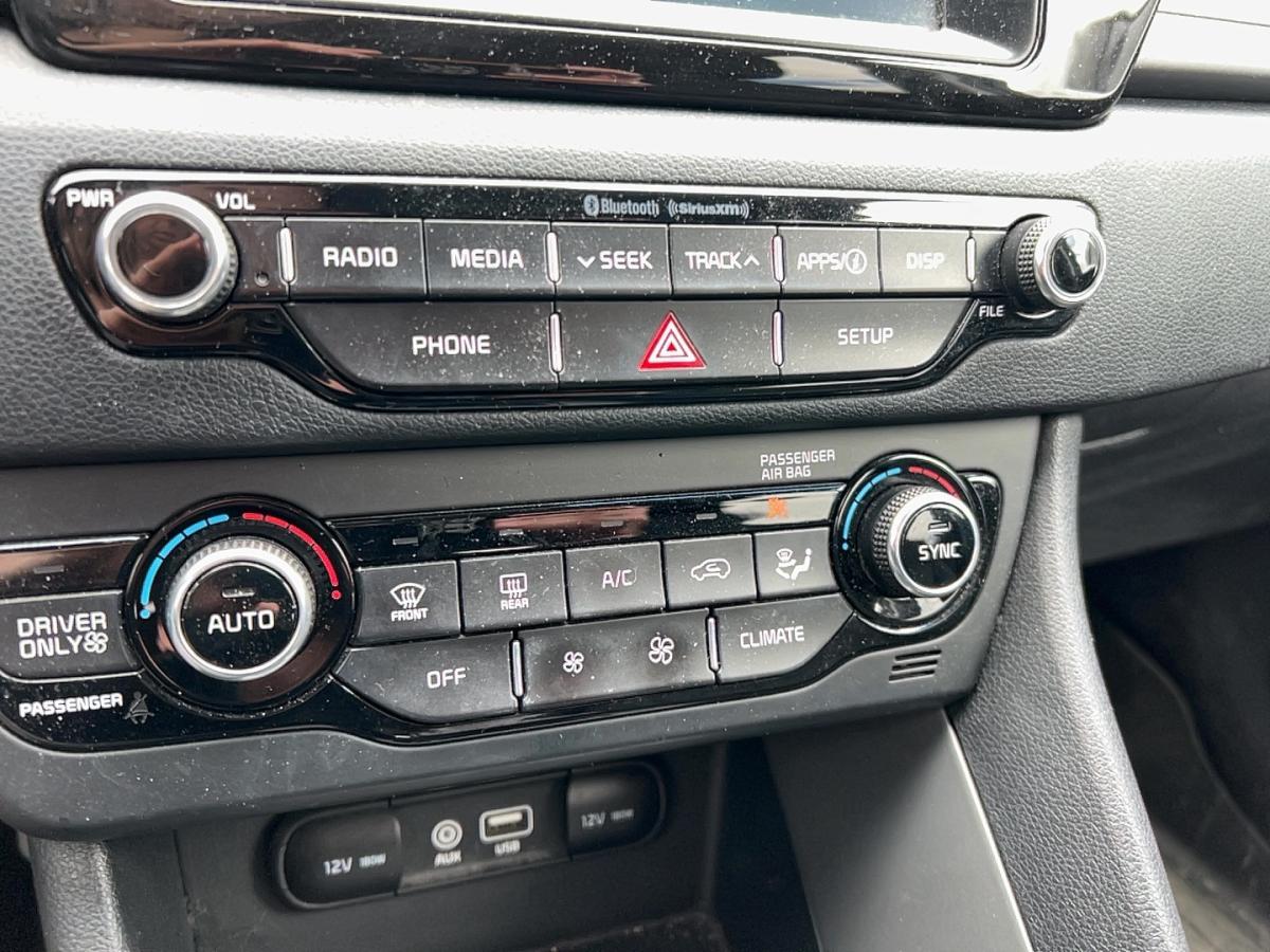 2019 Kia Niro - Image 16