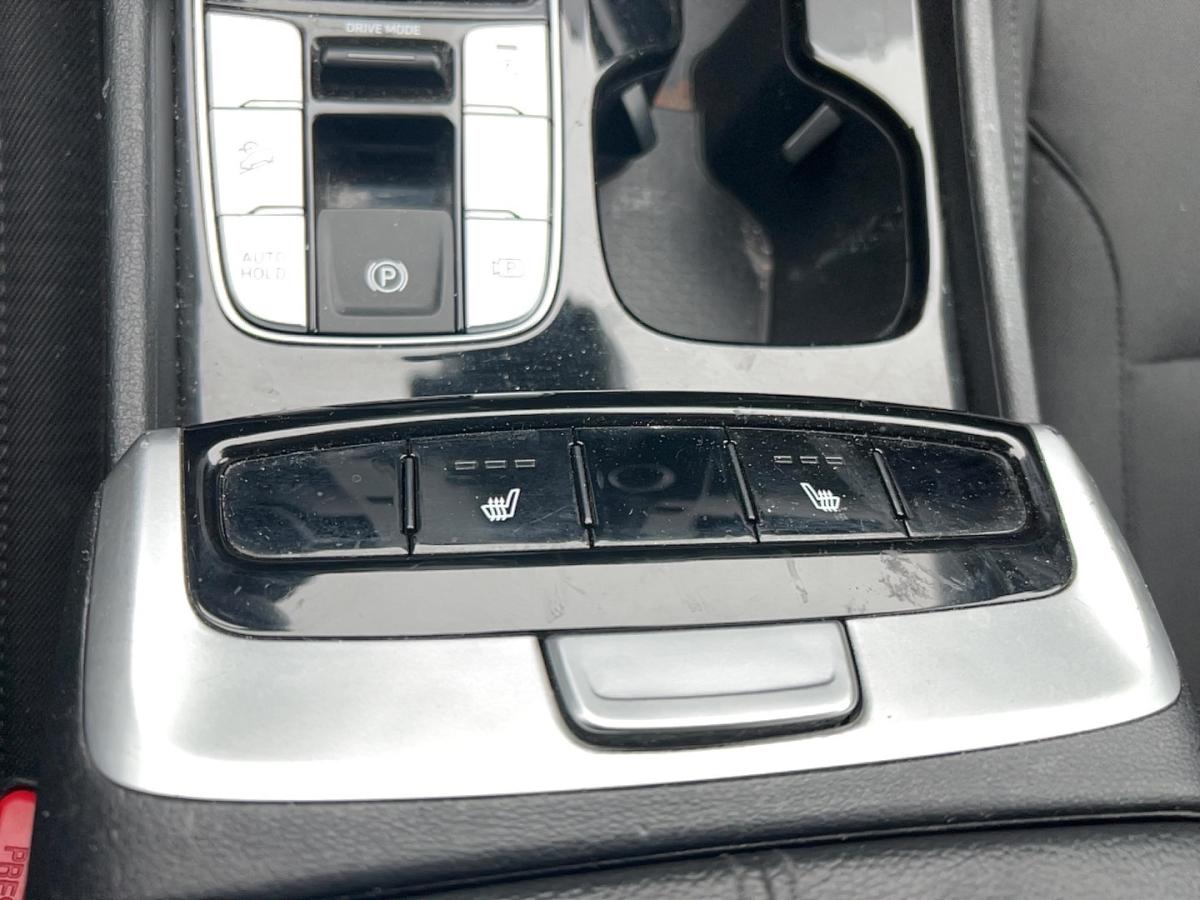 2022 Hyundai Tucson - Image 16