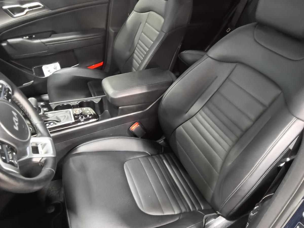 2024 Kia Sportage - Image 8