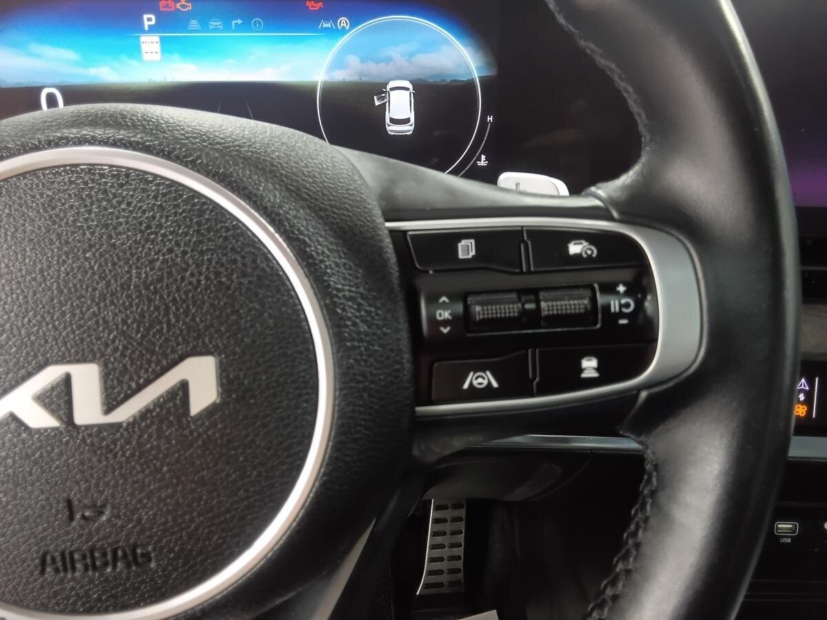 2023 Kia Sportage - Image 13