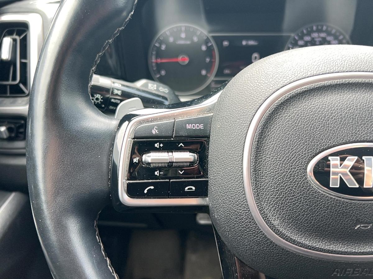 2021 Kia Sorento - Image 8