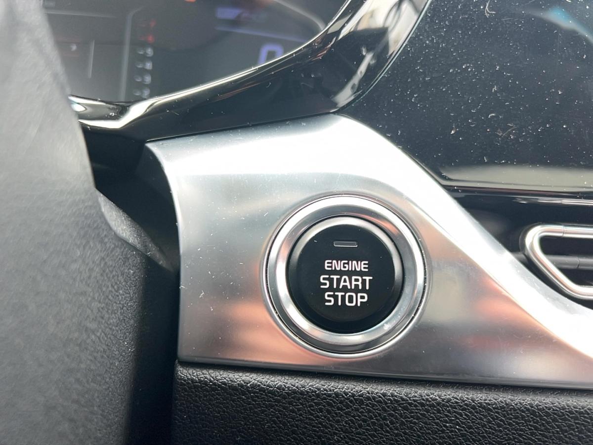 2021 Kia Niro PHEV - Image 13