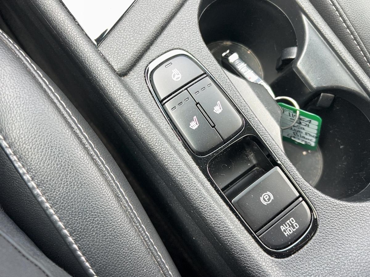2021 Kia Niro PHEV - Image 15