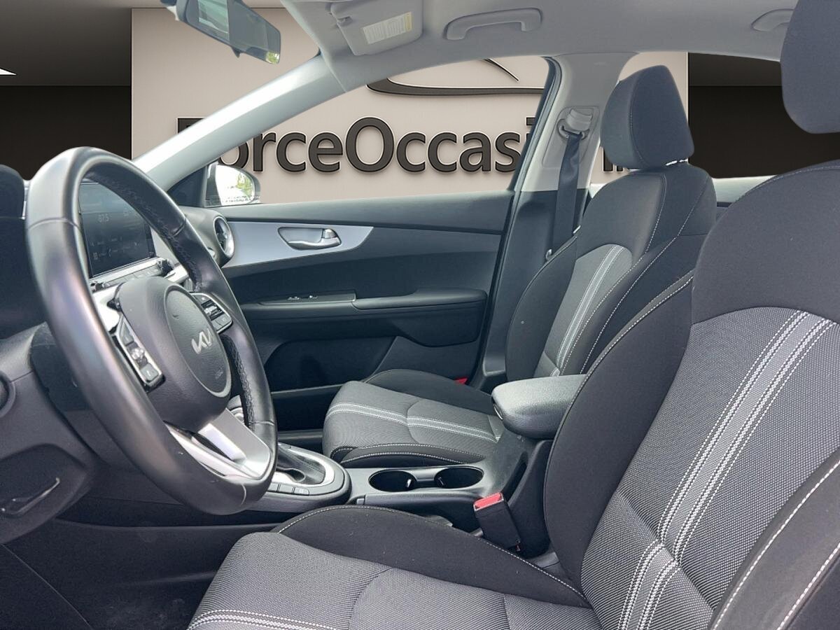 2024 Kia Forte - Image 6