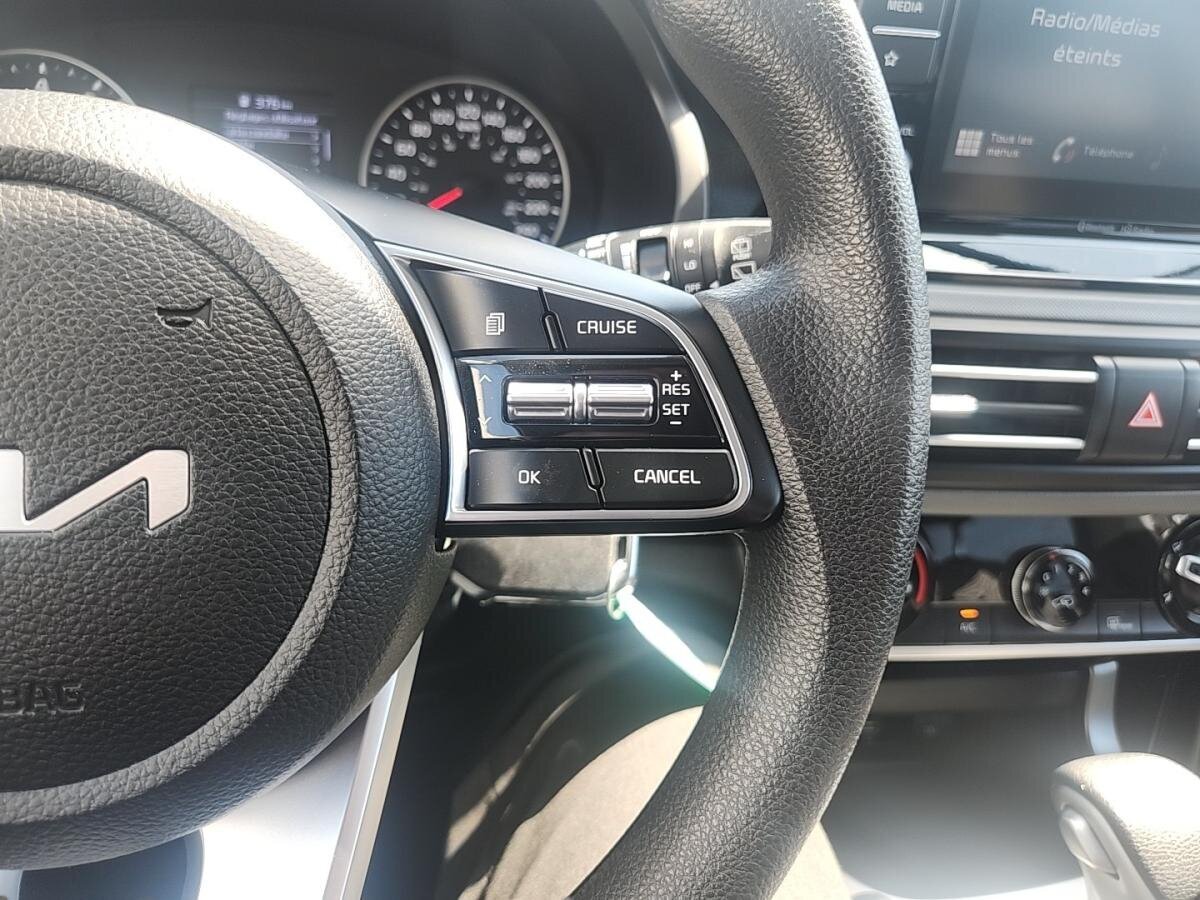 2023 Kia Seltos - Image 11