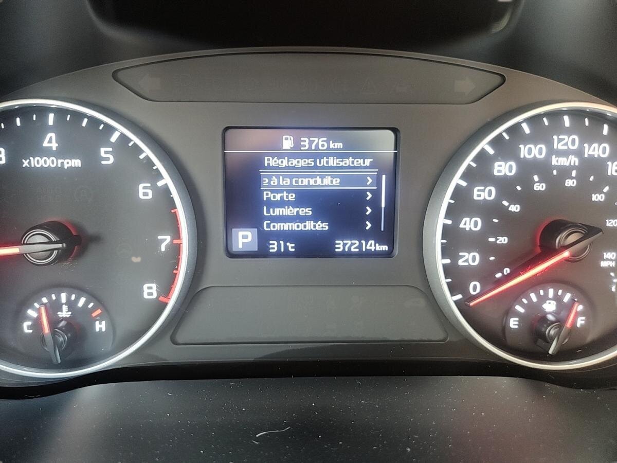 2023 Kia Seltos - Image 14