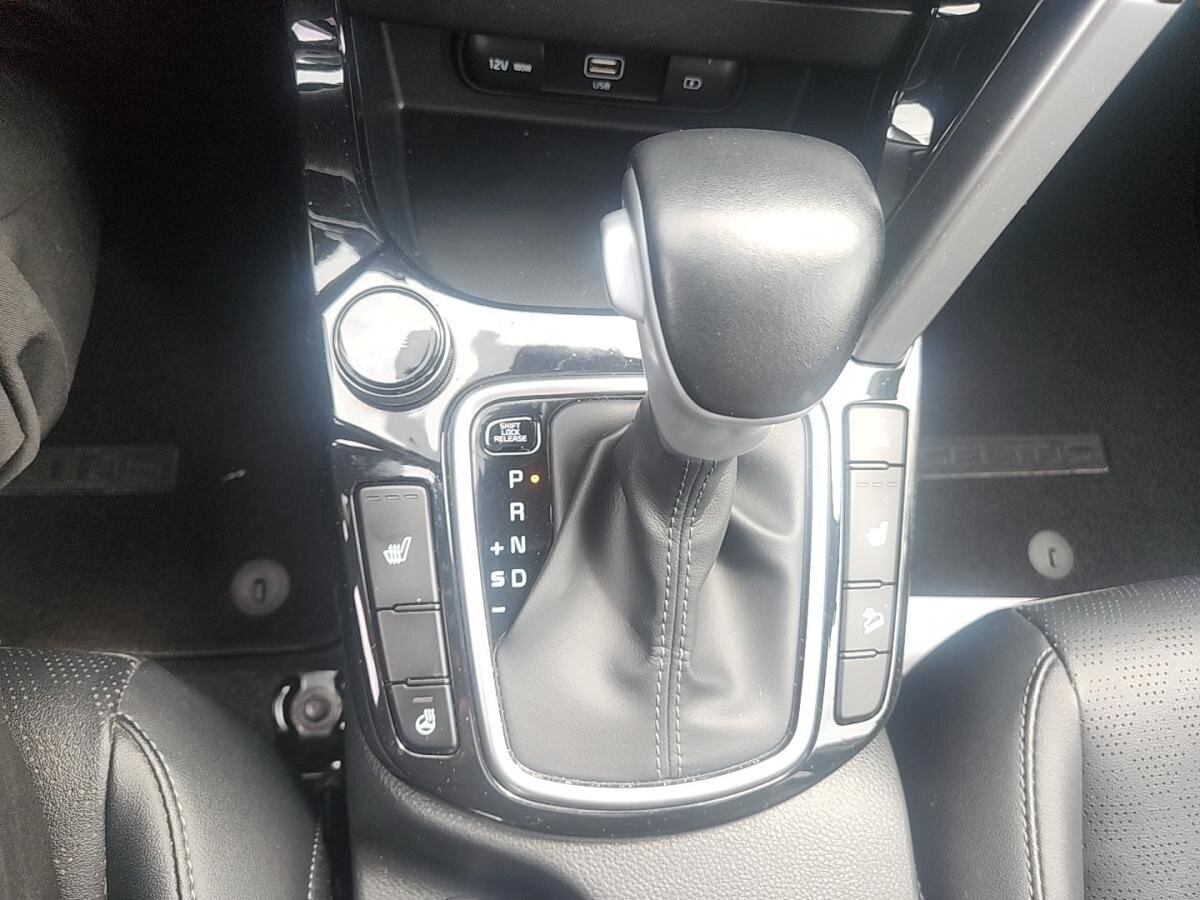 2023 Kia Seltos - Image 15