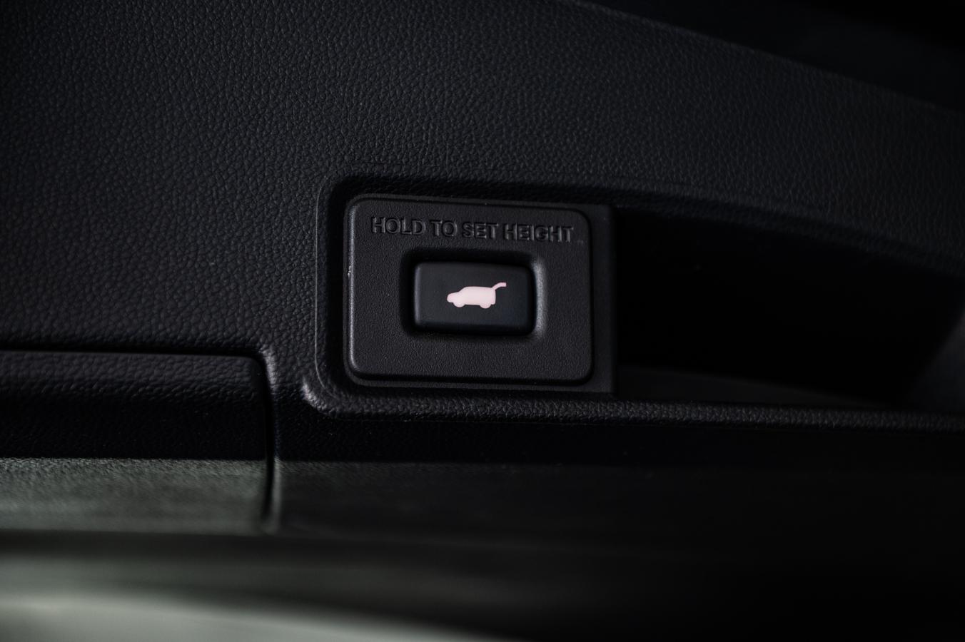 2024 Acura RDX - Image 12