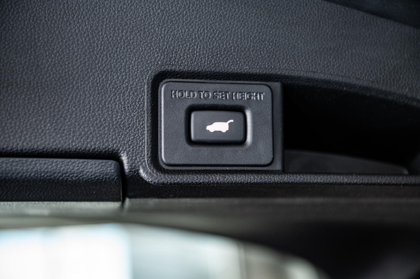 2024 Acura RDX - Image 12