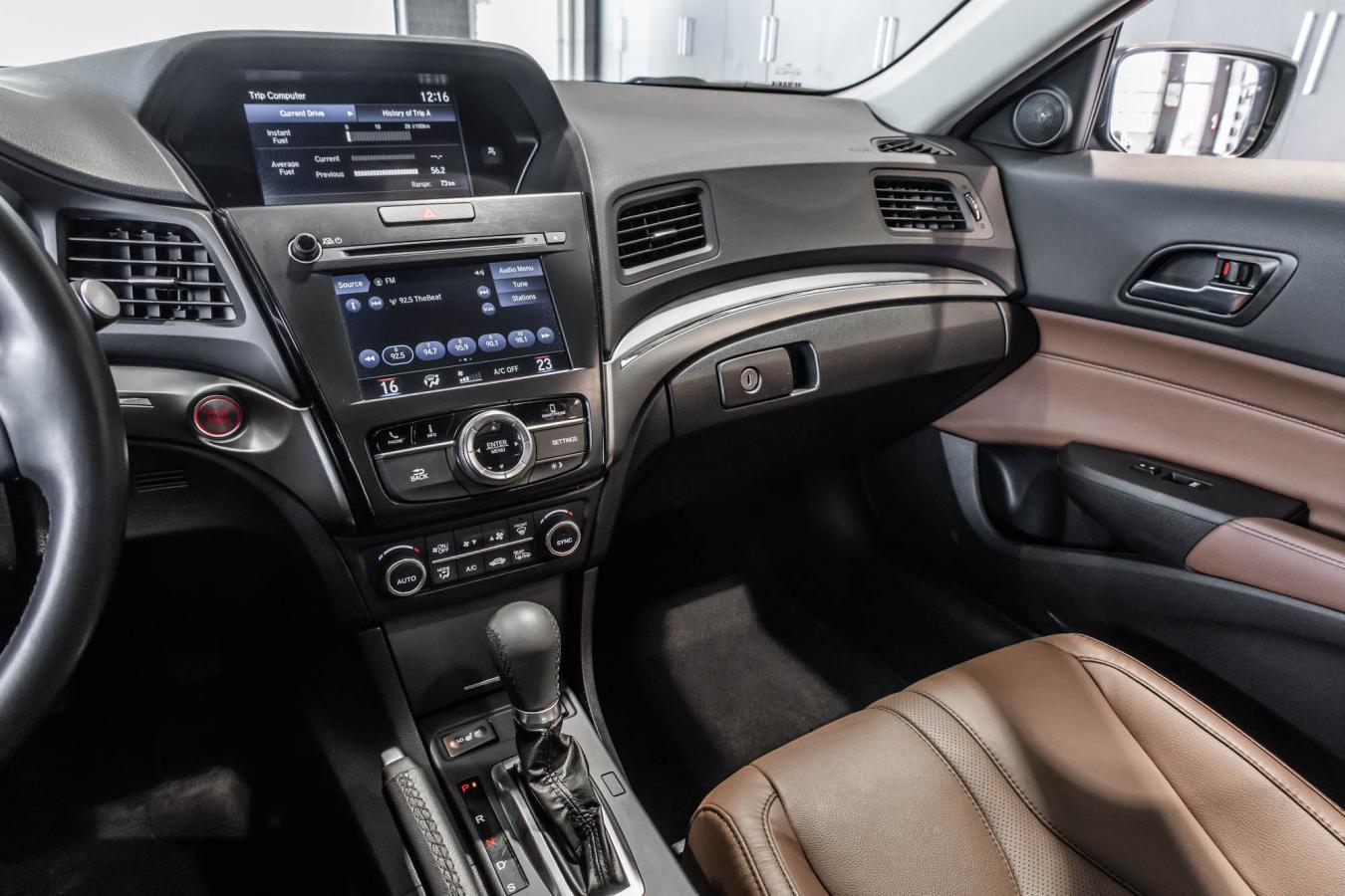 2022 Acura ILX - Image 21