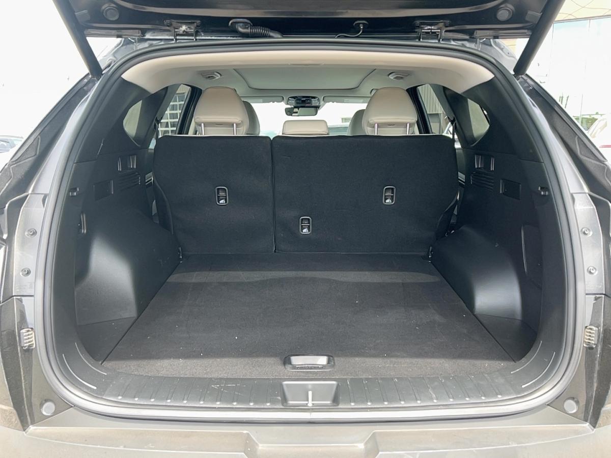 2024 Hyundai Tucson Hybrid - Image 20