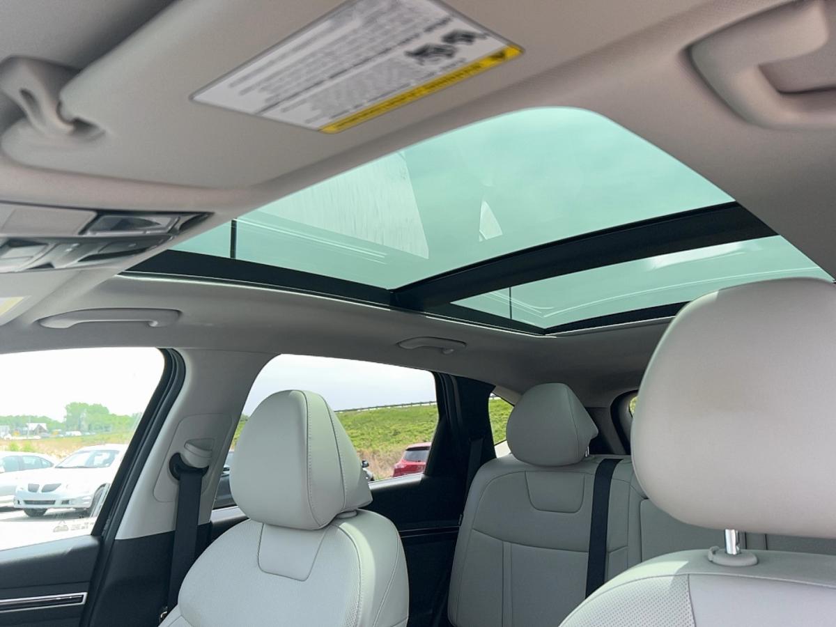 2024 Hyundai Tucson Hybrid - Image 31