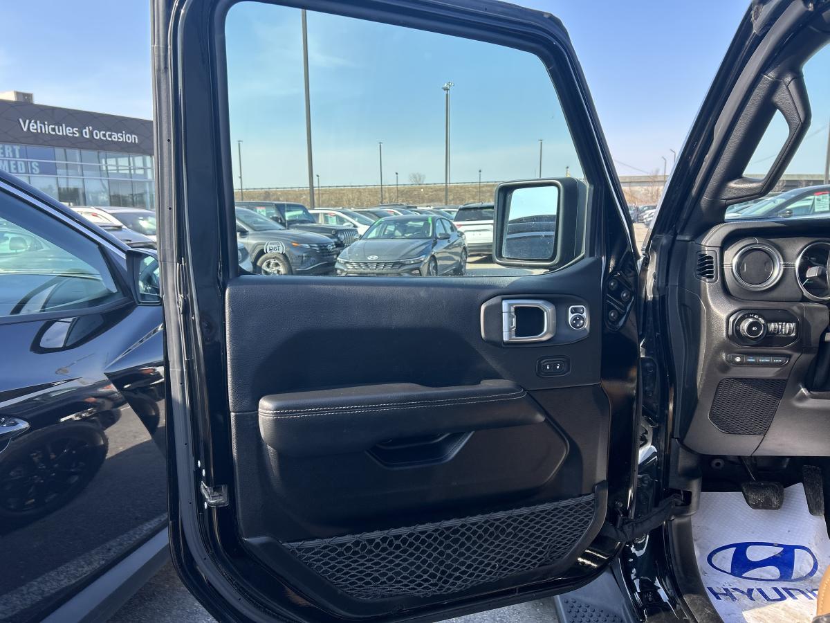 2021 Jeep Wrangler 4xe - Image 13