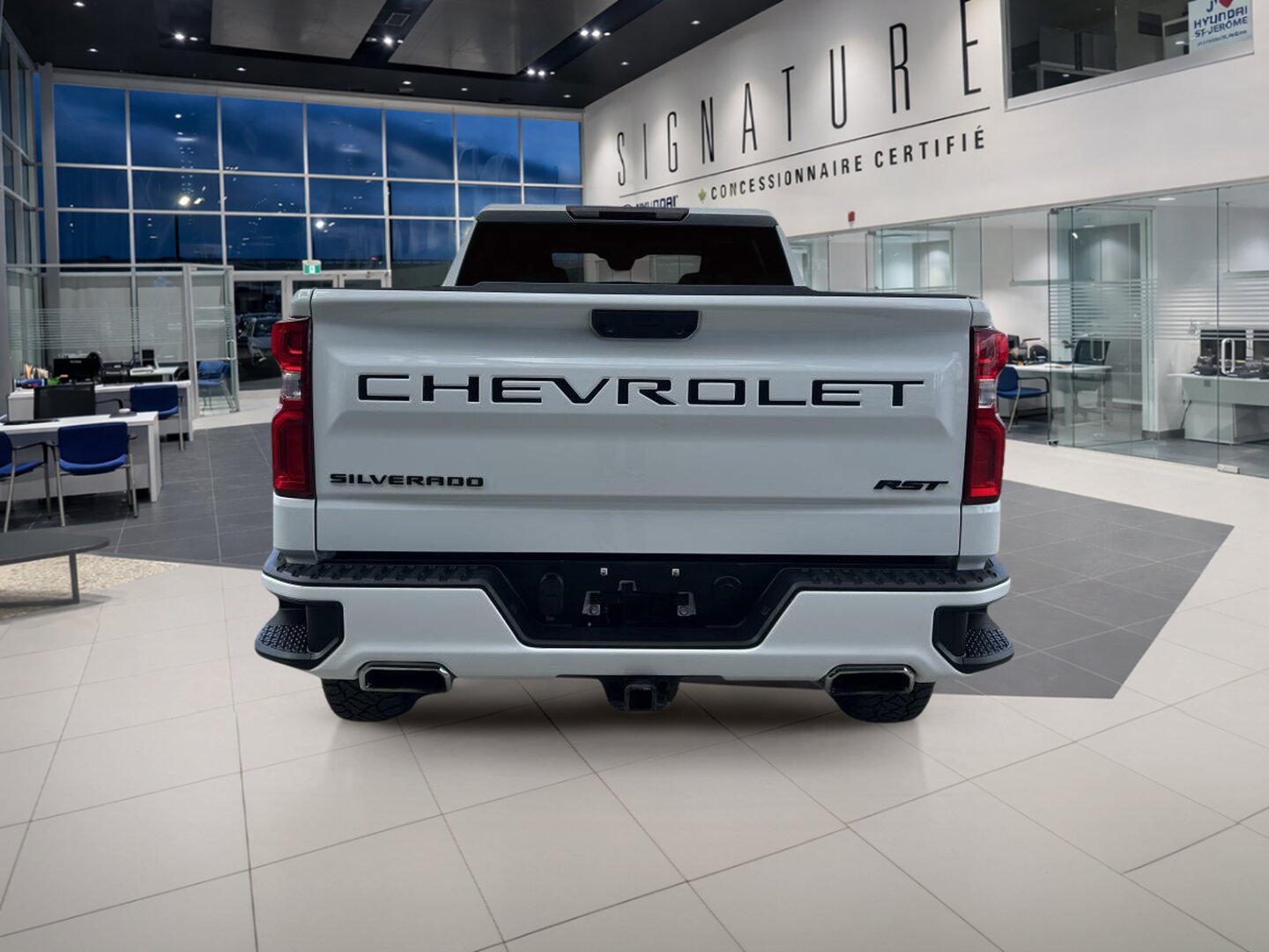 2023 Chevrolet Silverado 1500 - Image 6