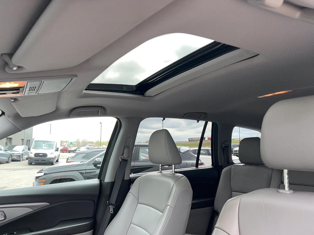 2021 Honda Pilot - Image 32