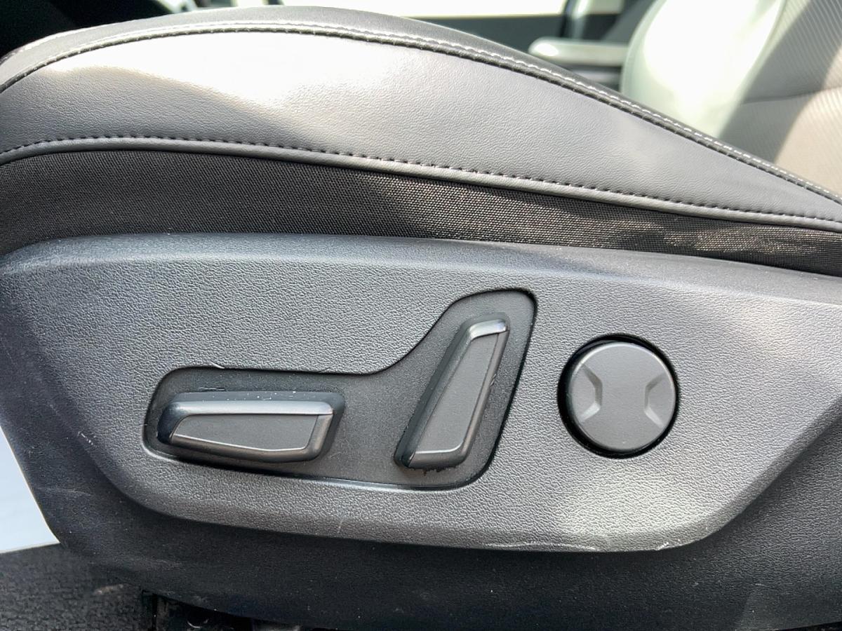 2022 Kia EV6 - Image 13