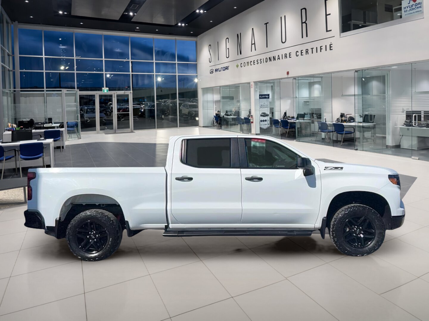 2024 Chevrolet Silverado 1500 - Image 4