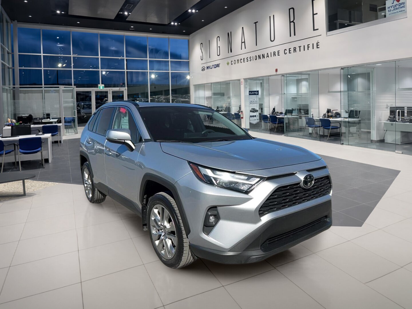2024 Toyota RAV4 - Image 3
