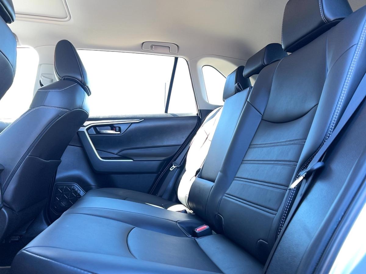 2024 Toyota RAV4 - Image 17