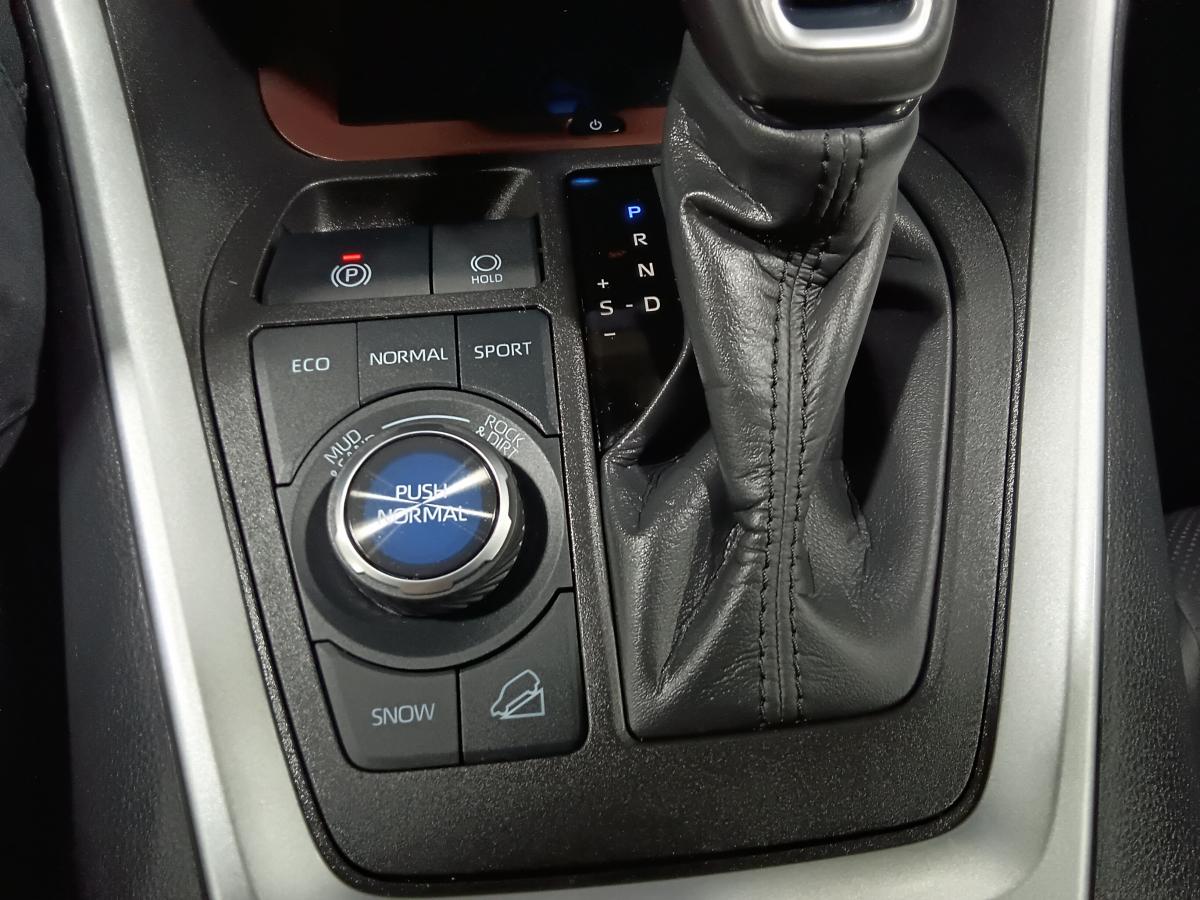 2023 Toyota RAV4 - Image 29