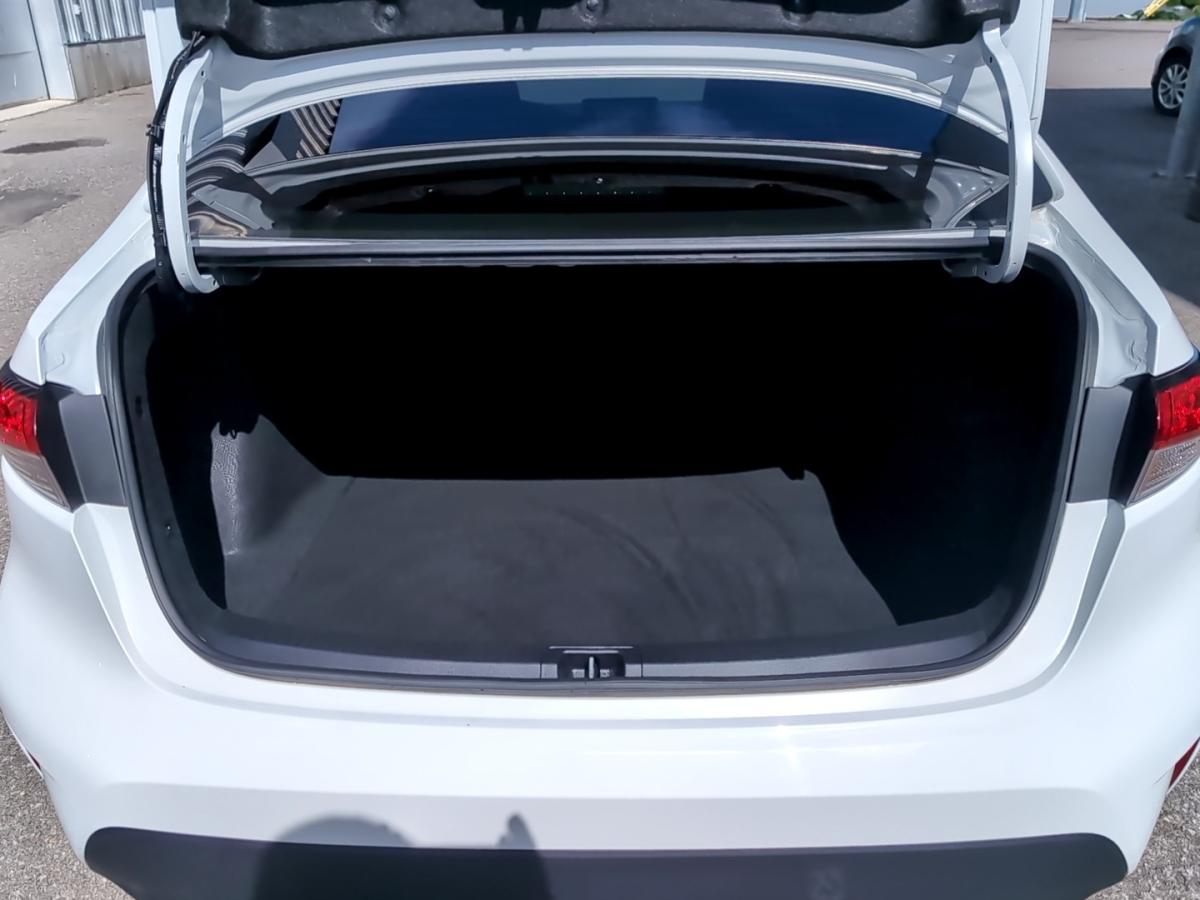 2023 Toyota Corolla - Image 9