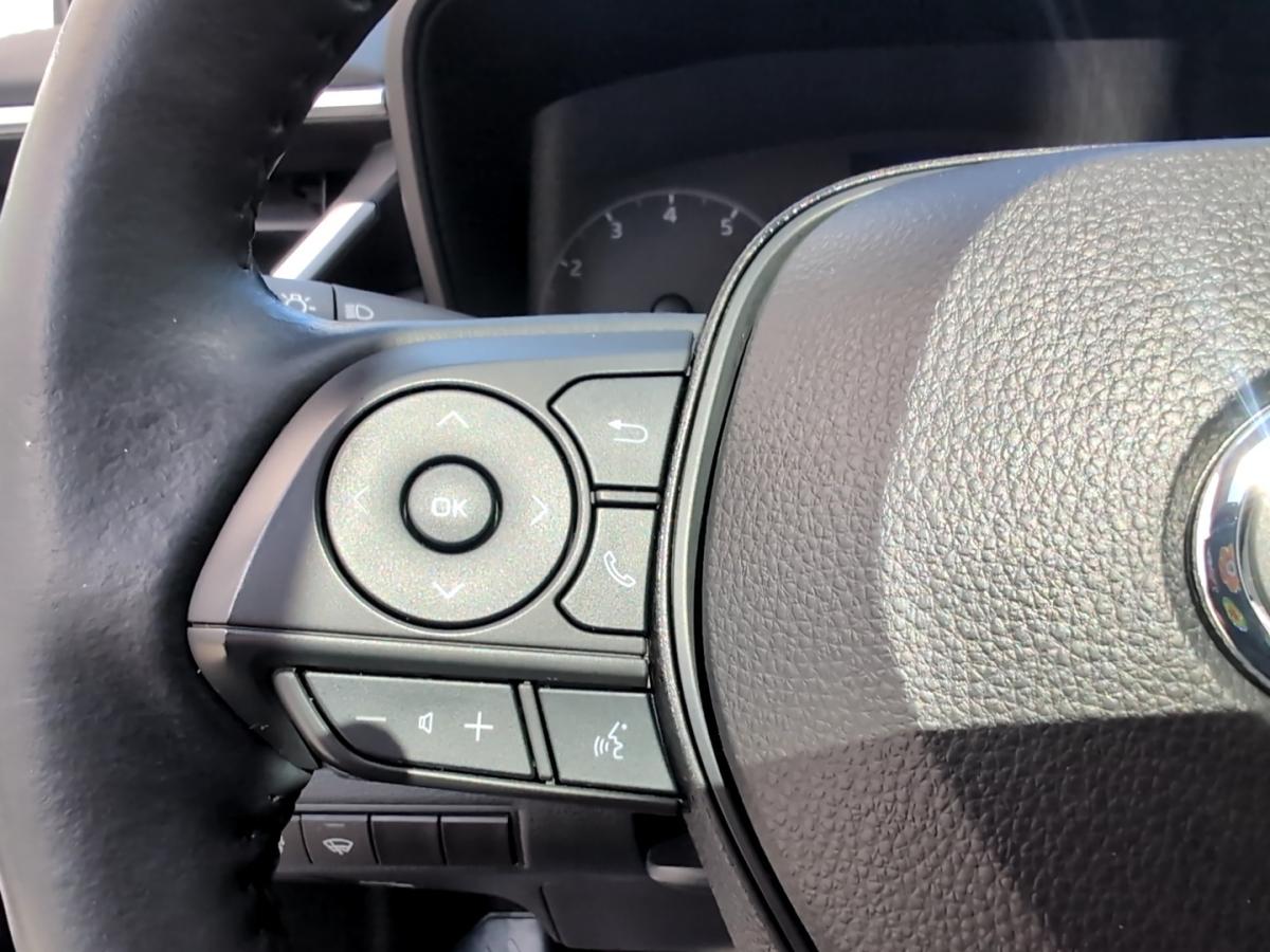 2023 Toyota Corolla - Image 29