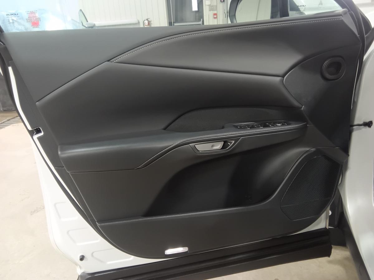 2024 Lexus RX 350 - Image 19