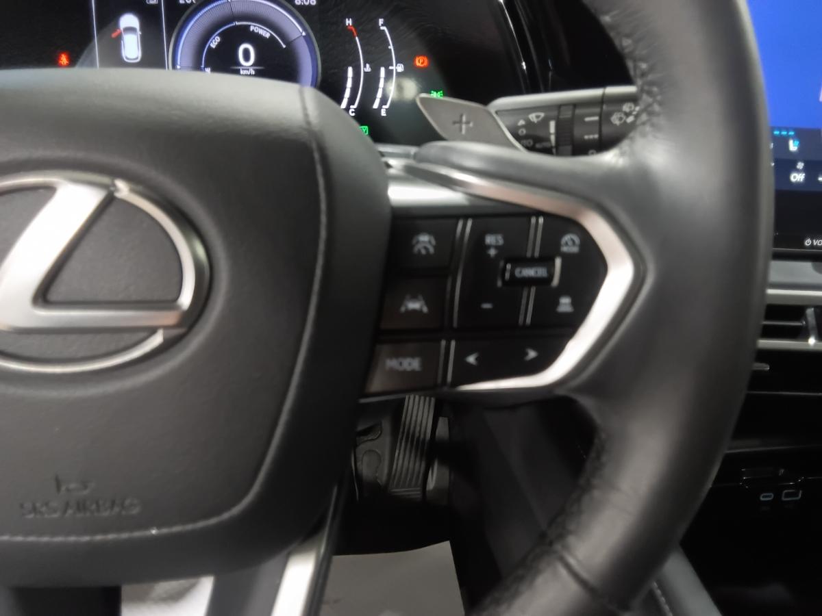 2024 Lexus RX 350 - Image 36