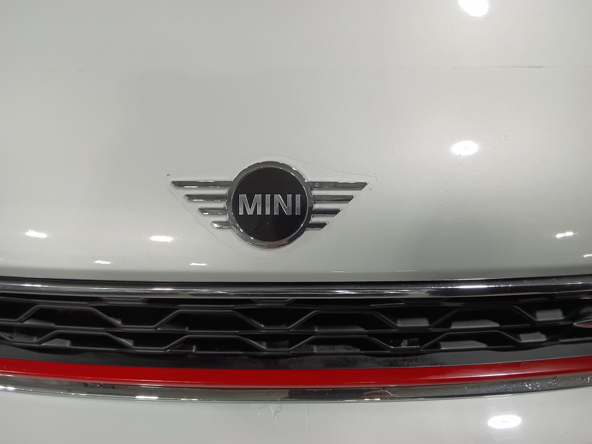 2022 MINI Countryman - Image 11