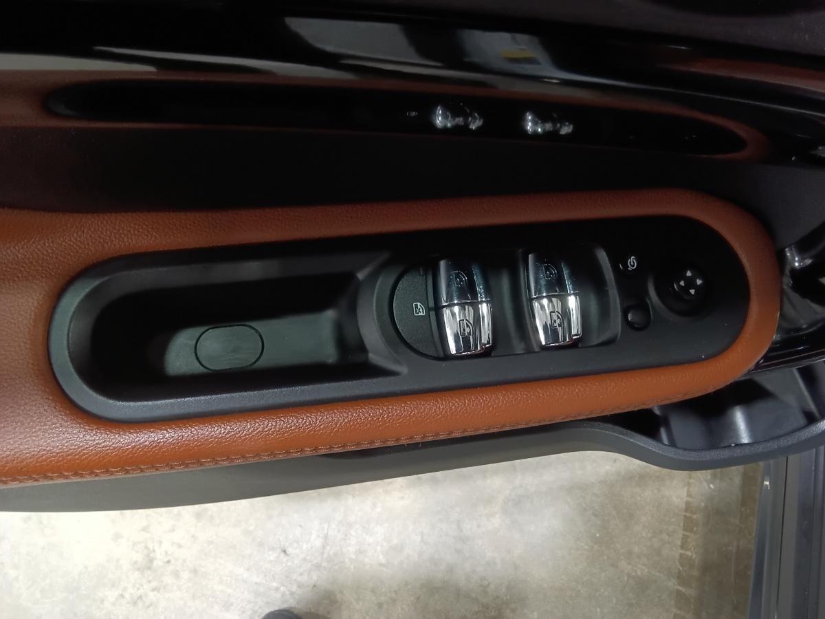 2022 MINI Countryman - Image 26