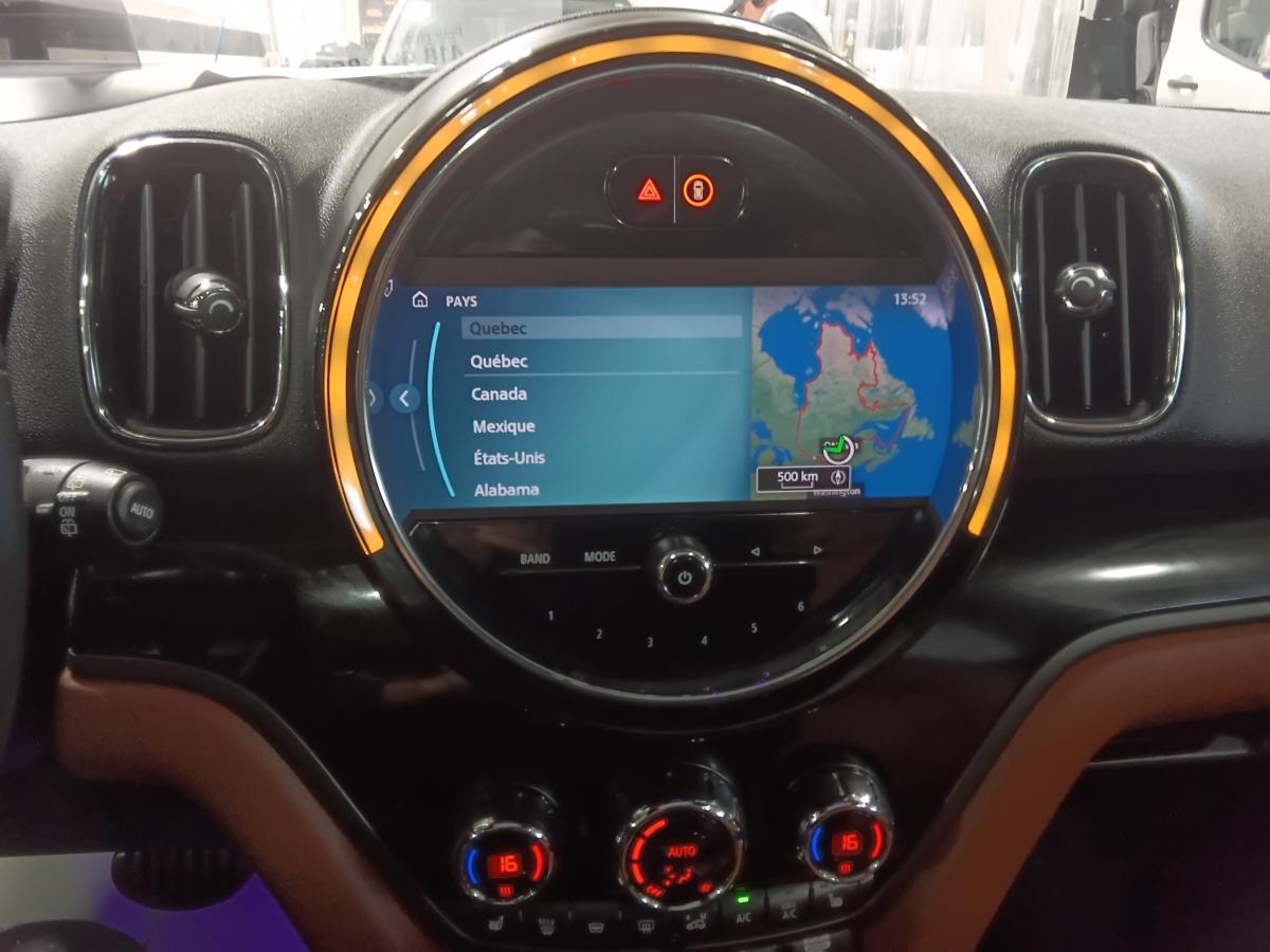 2022 MINI Countryman - Image 36