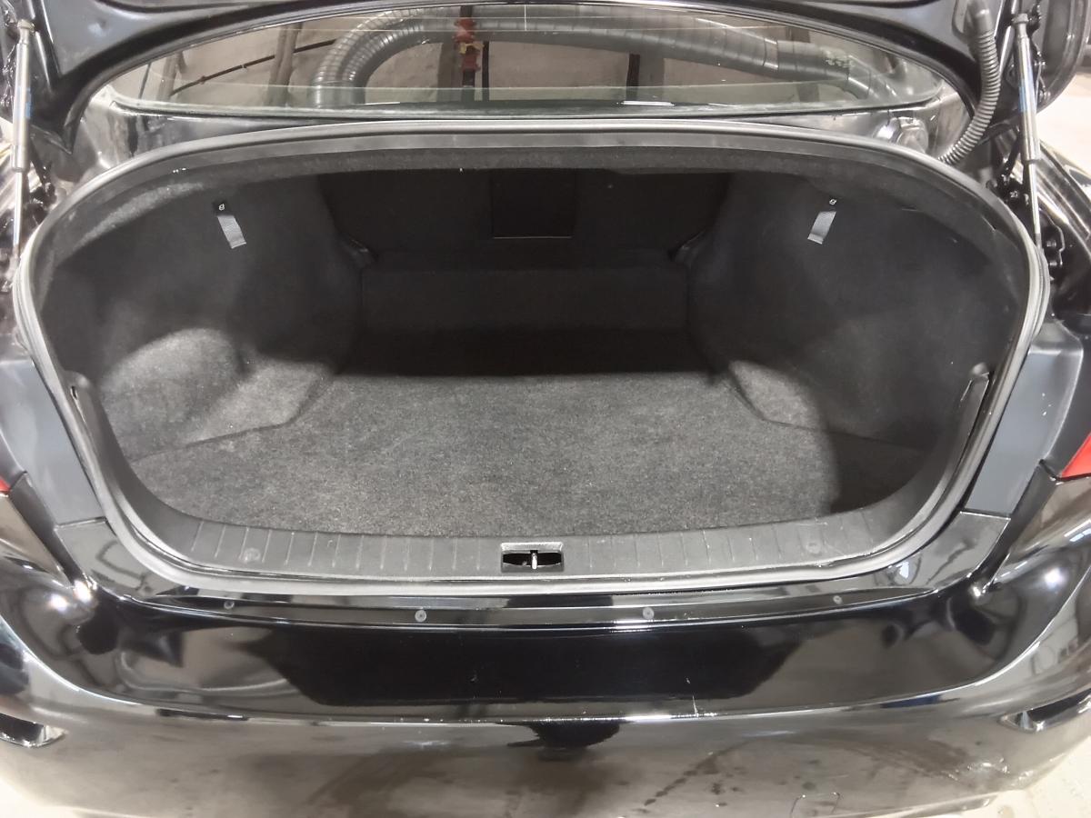 2017 Infiniti Q50 - Image 9