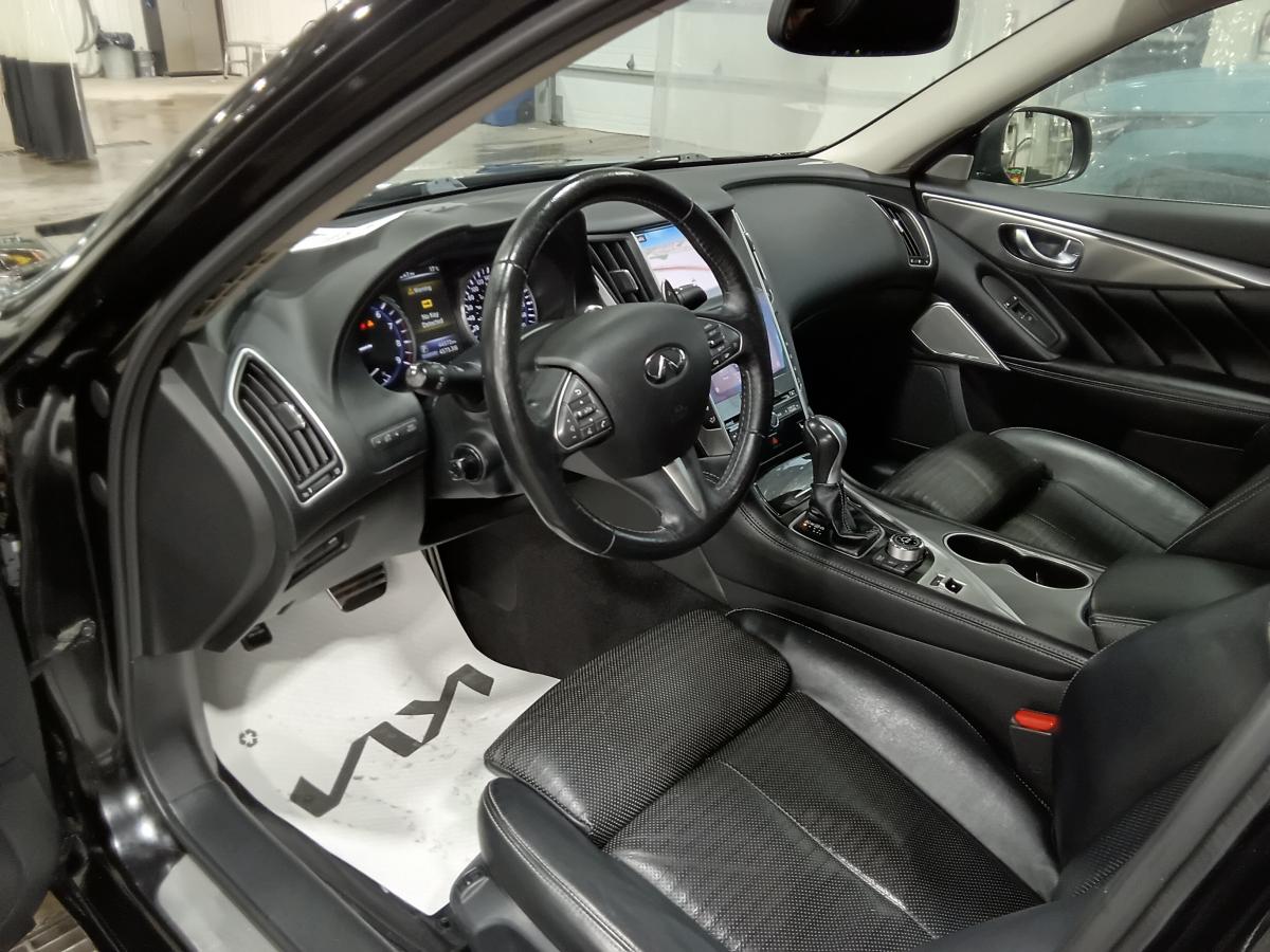 2017 Infiniti Q50 - Image 14