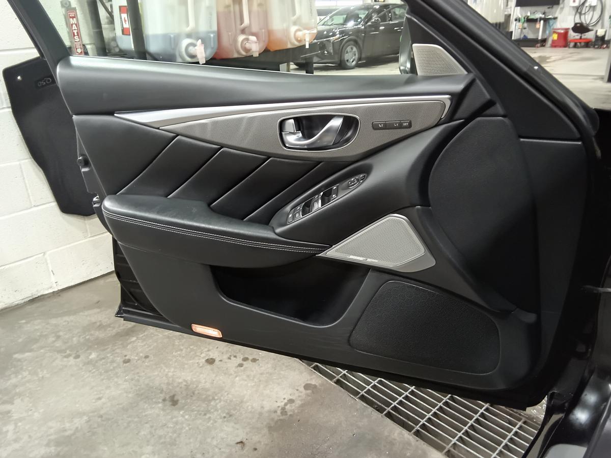 2017 Infiniti Q50 - Image 17