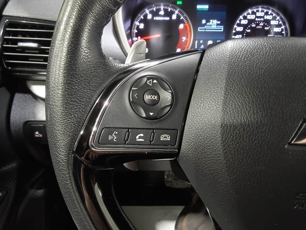 2023 Mitsubishi Eclipse Cross - Image 31