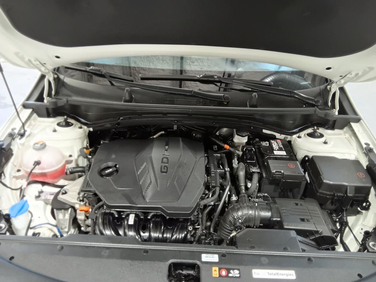 2023 Kia Sportage - Image 7