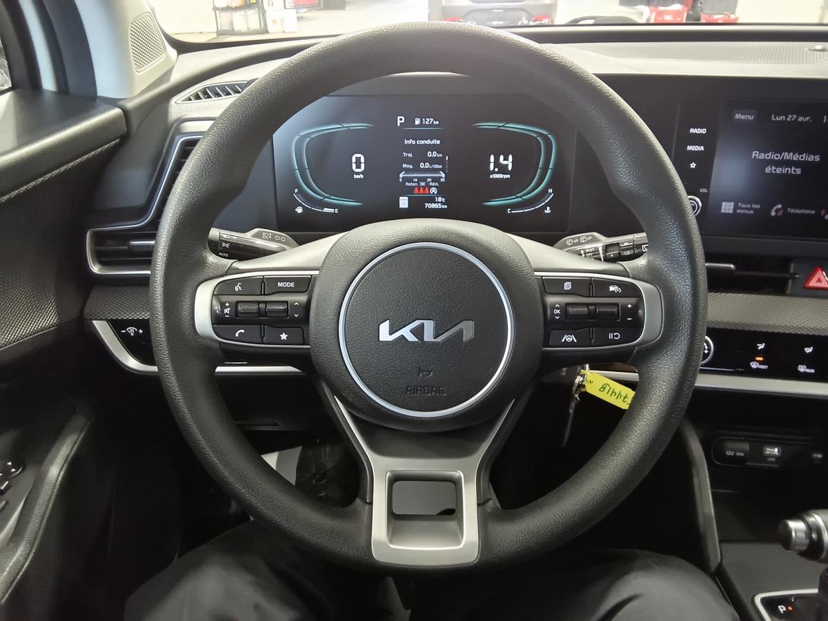 2023 Kia Sportage - Image 15