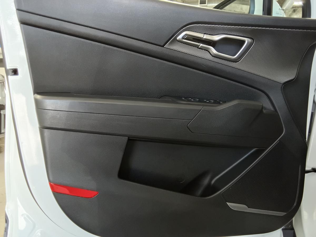 2023 Kia Sportage - Image 17
