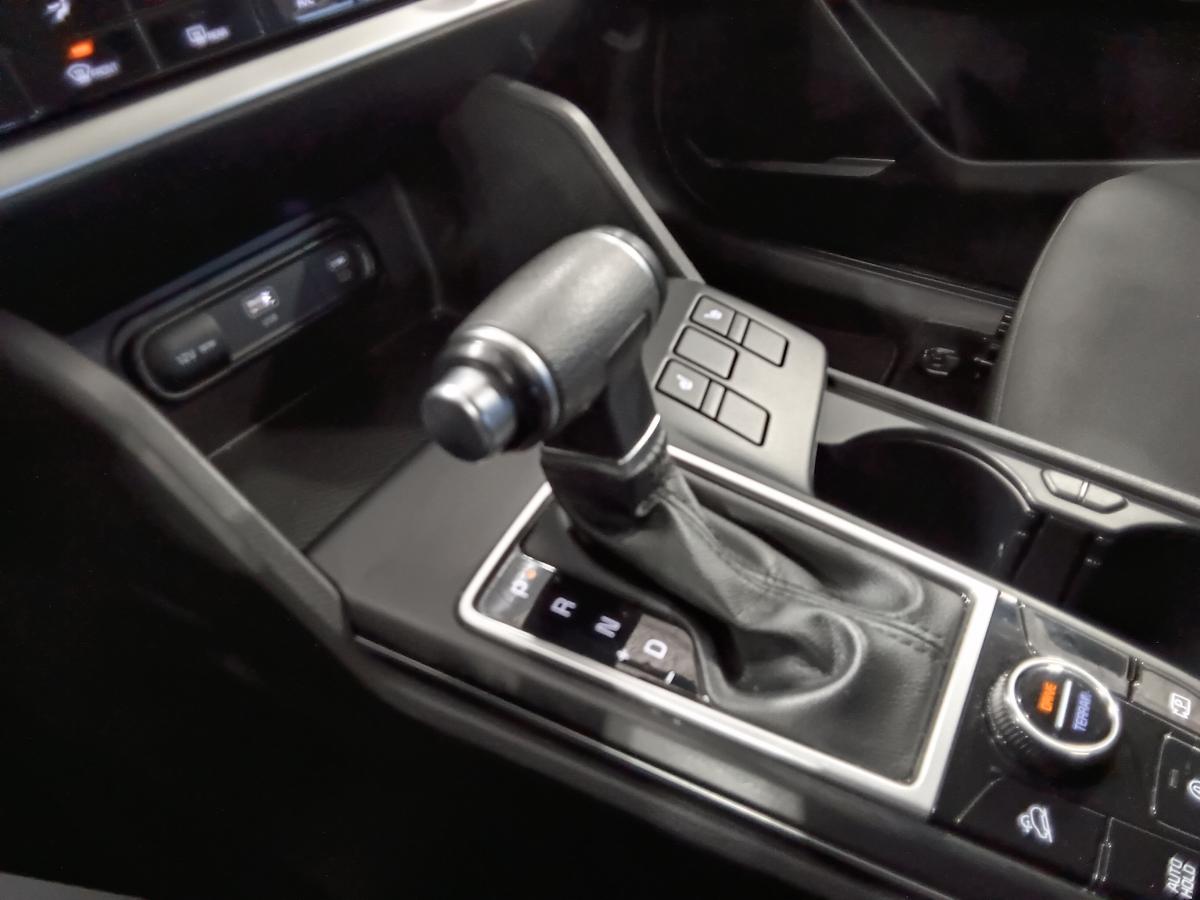2023 Kia Sportage - Image 19