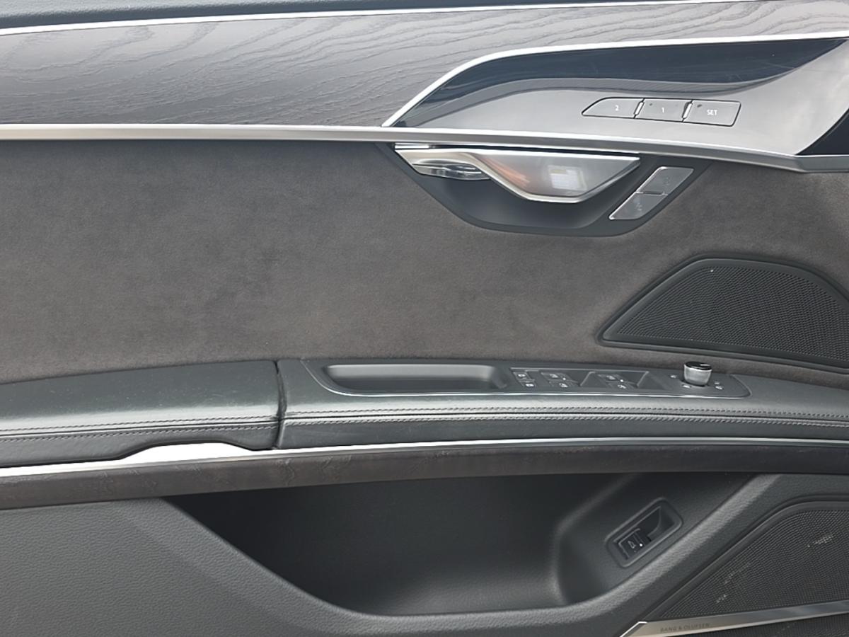2019 Audi A8 L - Image 16