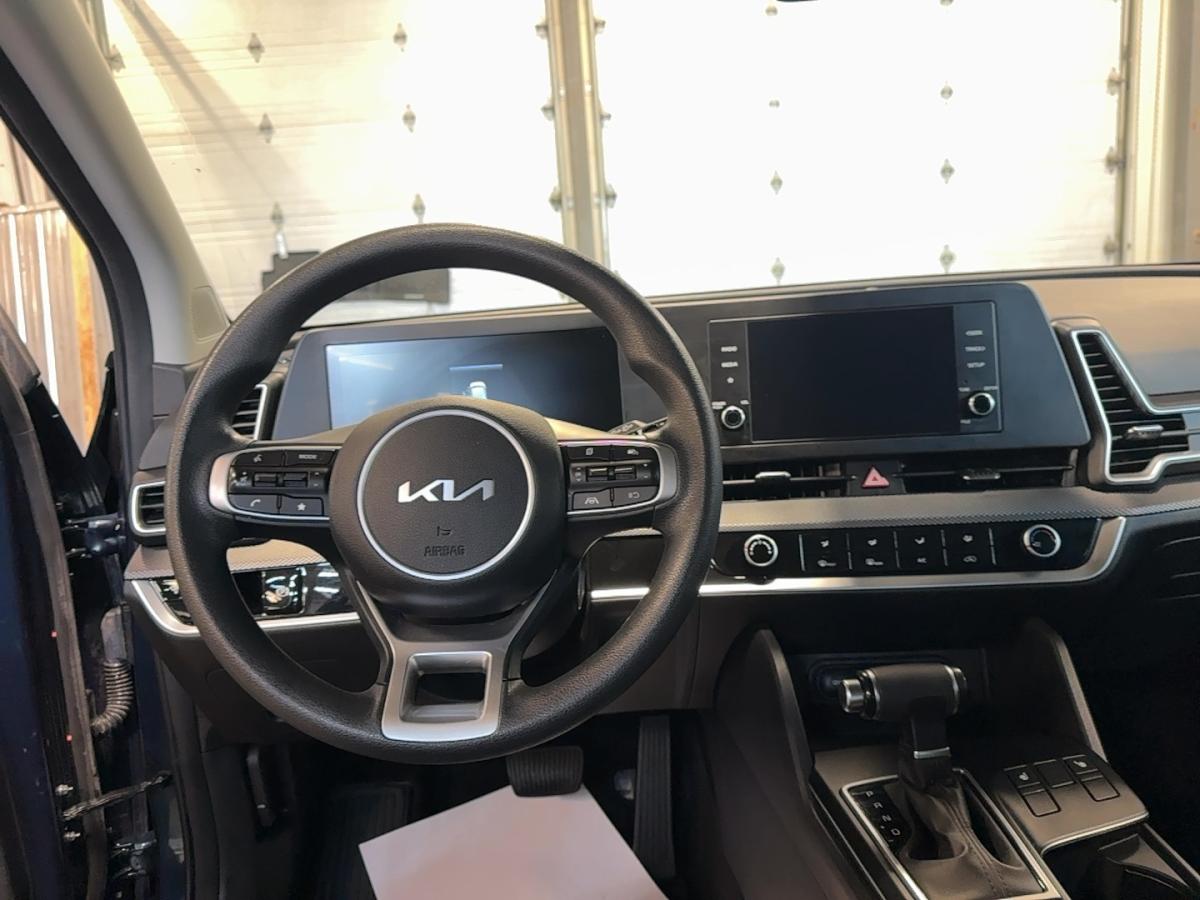 2023 Kia Sportage - Image 14