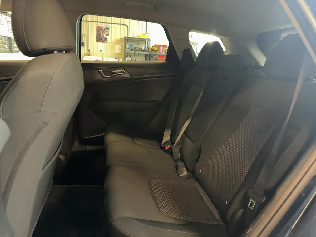 2023 Kia Sportage - Image 20