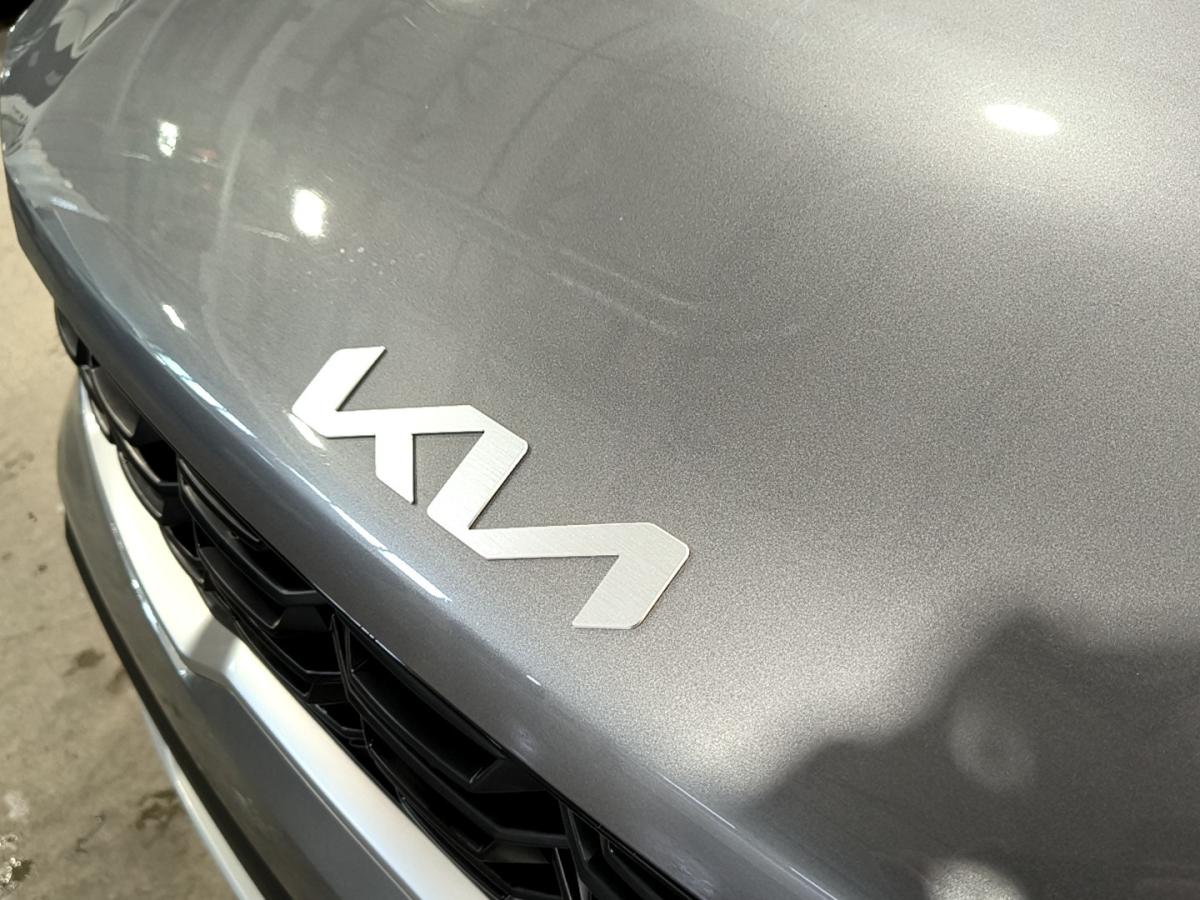 2025 Kia Sorento - Image 11