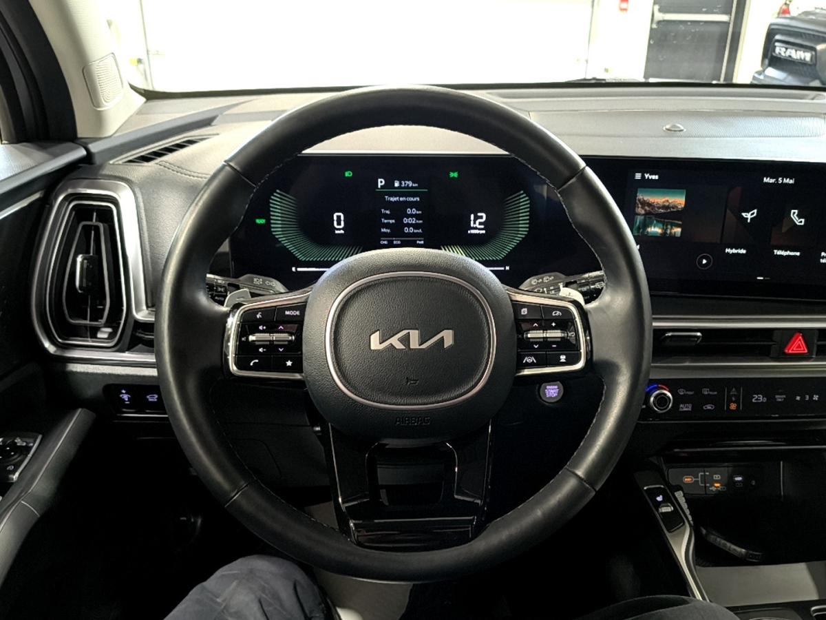 2025 Kia Sorento - Image 15