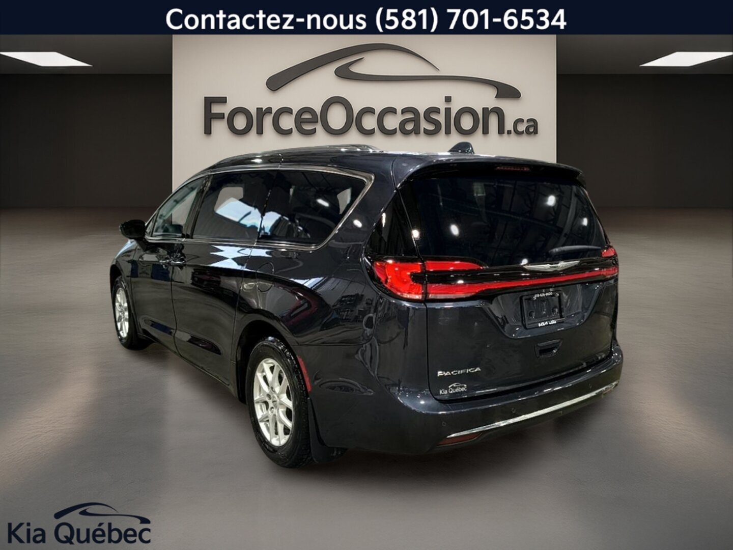2021 Chrysler Pacifica - Image 2